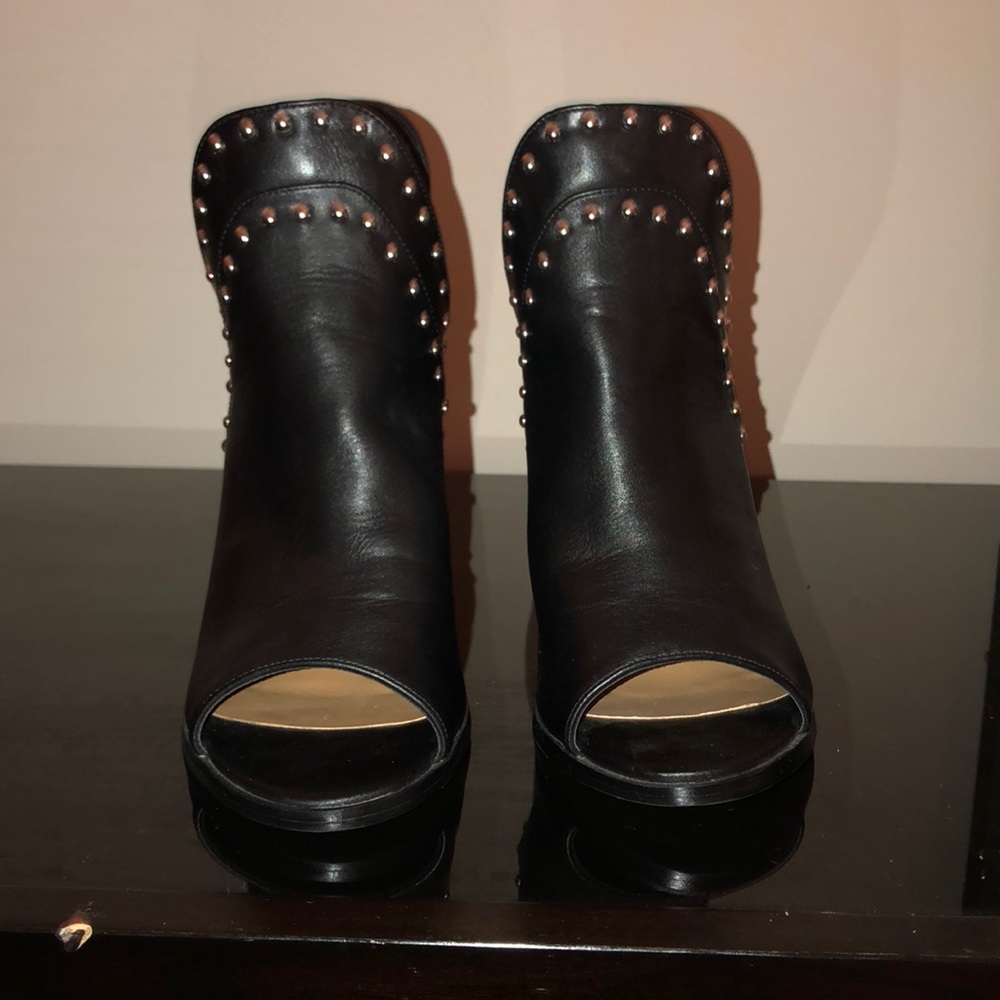 Report open toe high heels